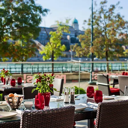 Szálloda Millennium Court, - Marriott Executive 4*