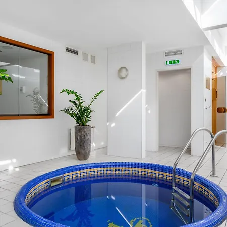 Millennium Court, - Marriott Executive 4* Budapest