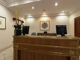 Szálloda Millennium Court, - Marriott Executive 4*