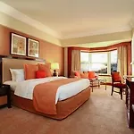 Millennium Court, - Marriott Executive 4*
