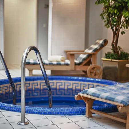 Millennium Court, - Marriott Executive Hotel