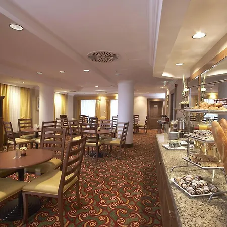 Hotel Millennium Court, - Marriott Executive Boedapest