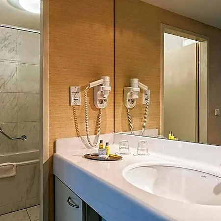 Millennium Court, - Marriott Executive