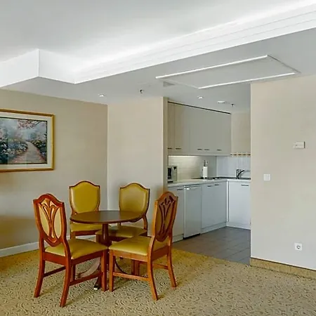 Millennium Court, - Marriott Executive