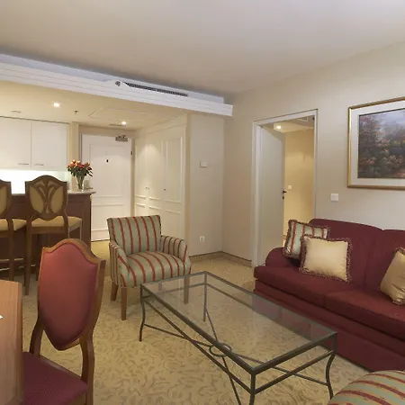 Millennium Court, - Marriott Executive 4*