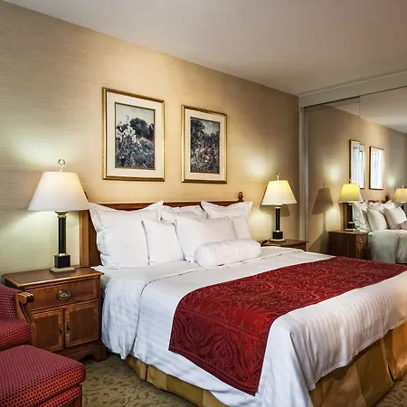 Millennium Court, - Marriott Executive Budapeste