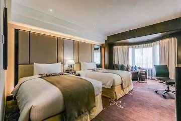 Hotel Millennium Court, - Marriott Executive