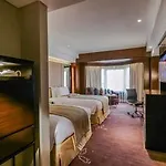Millennium Court, - Marriott Executive 4*
