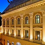 Ξενοδοχείο Millennium Court, - Marriott Executive 4*